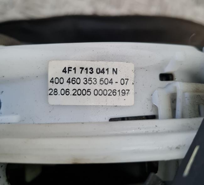 Audi A6 C6 2004-2011 combi 2.4 V6 petrol MT 130 kW 2008  Rýchlostná páka (kulisa) 4F1713041N