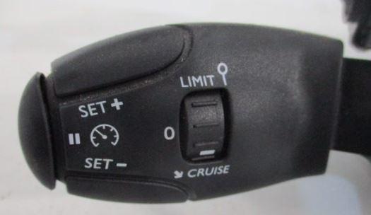 Citroen DS3 2010-2016 hatchback 1.6 16v petrol MT 88 kW 2011  Prepínacie páčky pod volantom 98060443ZD