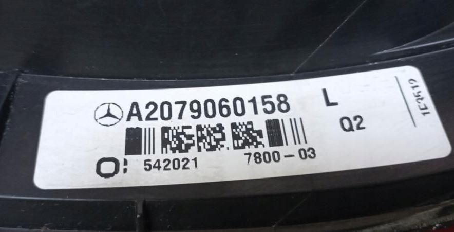 Mercedes E C207/ A207 Kabriolet 1.8 150 kW 2012  Svetlo zadné ľavé A2079060158