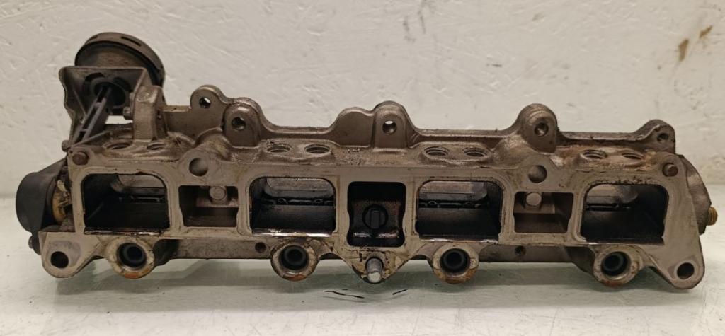 VW TIGUAN 2007 - 2018    1.4 TSI 4motion 110 kW  benzin Vstrekovacia lišta GK00266