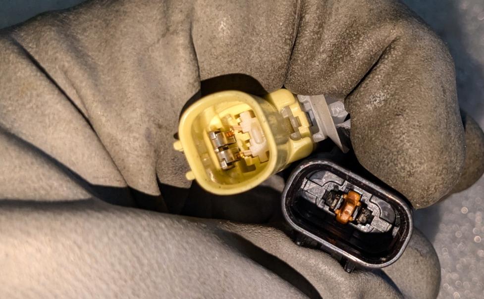 Hyundai Tucson III 2015-2021 TL suv   Zámok prednej kapoty 81130D7000