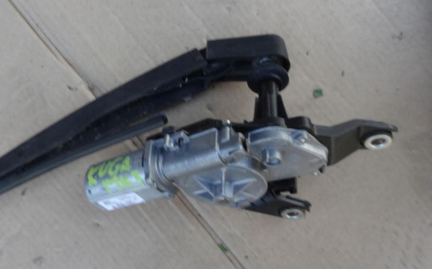 Ford Mondeo Mk5 2014-2022 hatchback 2.0 TDCI diesel MT 110.3 kW 2016  Motorček stieračov zadný DS73-17404-BA