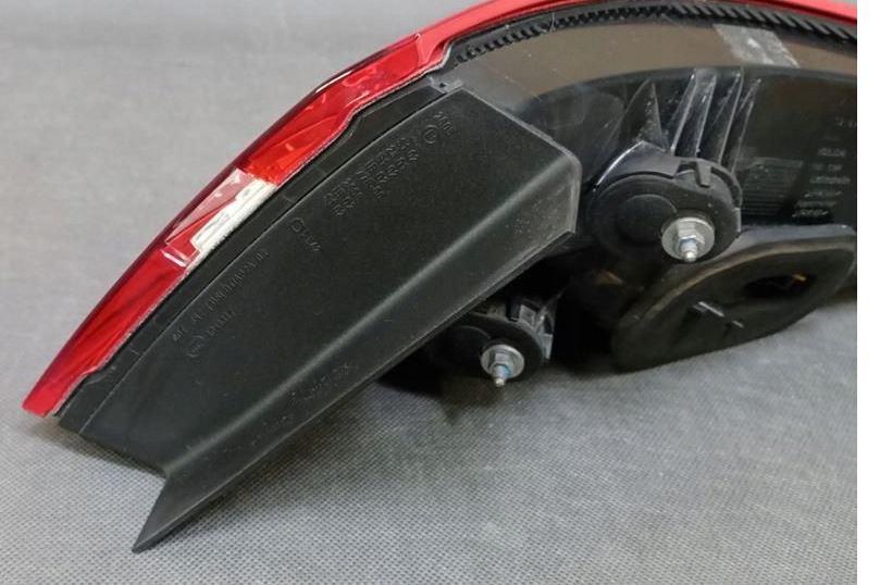 Mercedes E C207/ A207 Kabriolet 1.8 150 kW 2012  Svetlo zadné ľavé A2079060158