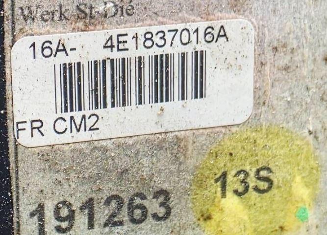 Audi A8 D3 2002-2009 sedan 4.2 TDI diesel AT 240 kW 2005  Zámok dverí predný pravý 4E1837016A