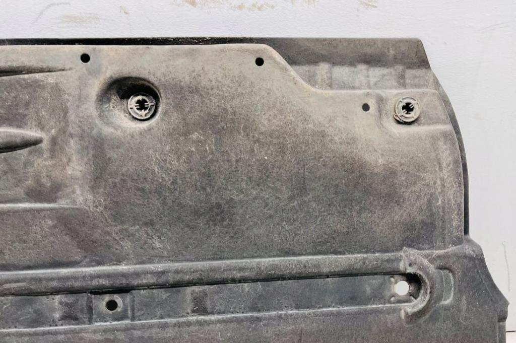 Toyota Corolla E21 2019- sedan 1.6 16v petrol MT 97 kW 2019  Kryt motora spodný 58165-02210 58165-02220