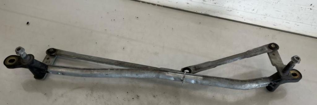 Audi TT 8J3 2006-2015 coupe   Mechanizmus stieračov predný 8J1955023D