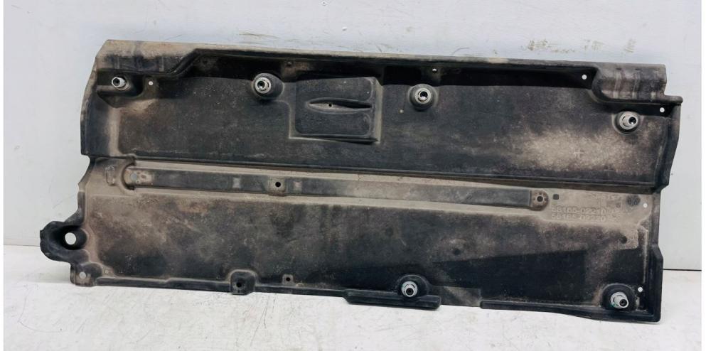 Toyota Corolla E21 2019- sedan 1.6 16v petrol MT 97 kW 2019  Kryt motora spodný 58165-02210 58165-02220