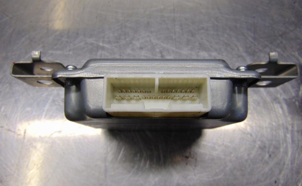 Suzuki Grand Vitara II 2005-2014 hatchback 2.0 16v petrol MT 103 kW Riadiaca jednotka ostatné 38885-65J00