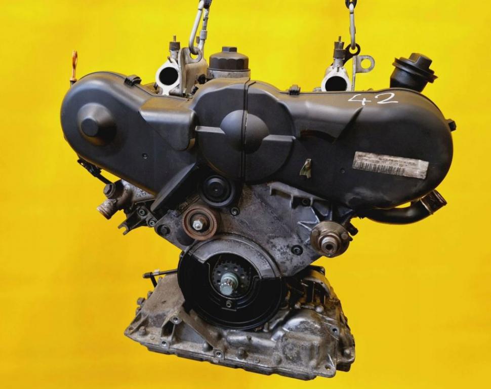 Audi A6 C5 1997-2004 sedan 2.5 TDI V6 diesel 110 kW 2000  Motor diesel AKN