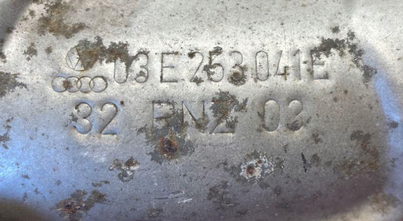 Volkswagen Polo IV 9N 2001-2009 hatchback 1.2 12v petrol MT 47 kW 2001  Tepelný štít výfuku 03e253041b