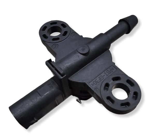 Jaguar XF II X260 2015- sedan 2.0 D diesel AT 132 kW 2018  Snímač nárazu GX7314B750AB