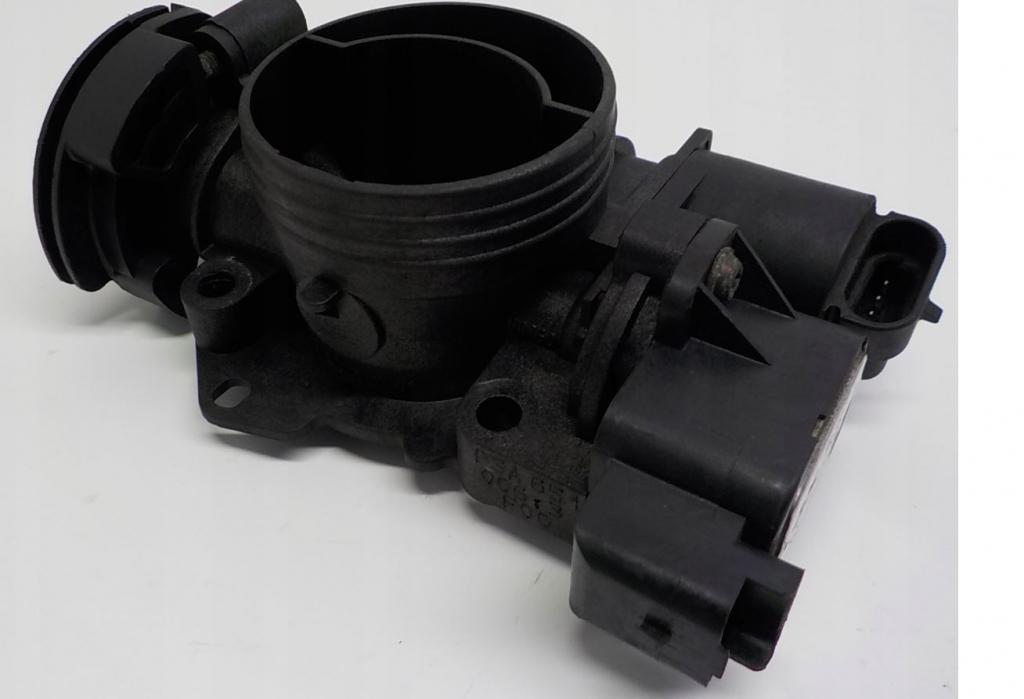 Peugeot 206 hatchback 1.4 petrol MT 55 kW 2001  Škrtiaca klapka 9642473280