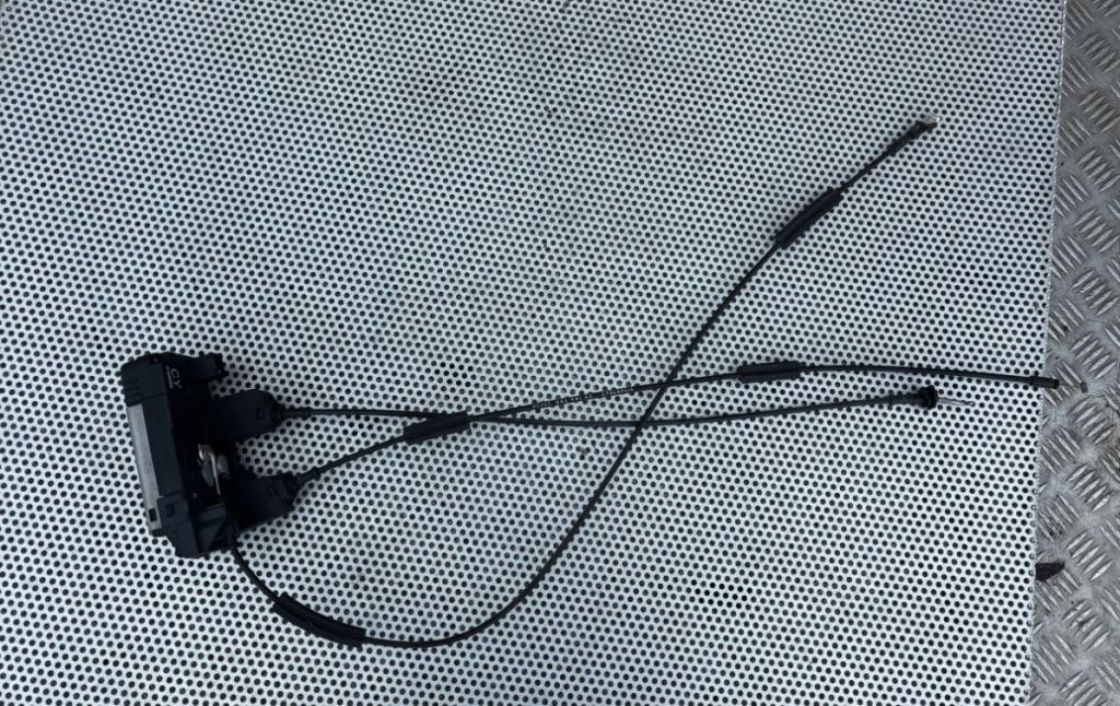 Opel Combo C 2001-2011 hatchback 1.7 DTI diesel MT 48 kW 2003  Zámok dverí zadný pravý 9186698