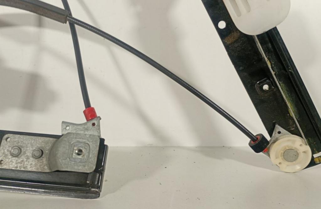 Ford Mondeo Mk4 2007-2014 hatchback 2.0 TDCI diesel AT 103 kW 2010  Mechanizmus sťahovania okna predný pravý 6M21-14553-B 6PIN