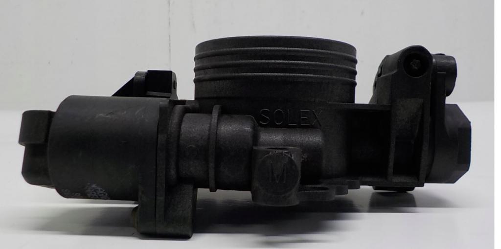 Peugeot 206 hatchback 1.4 petrol MT 55 kW 2001  Škrtiaca klapka 9642473280