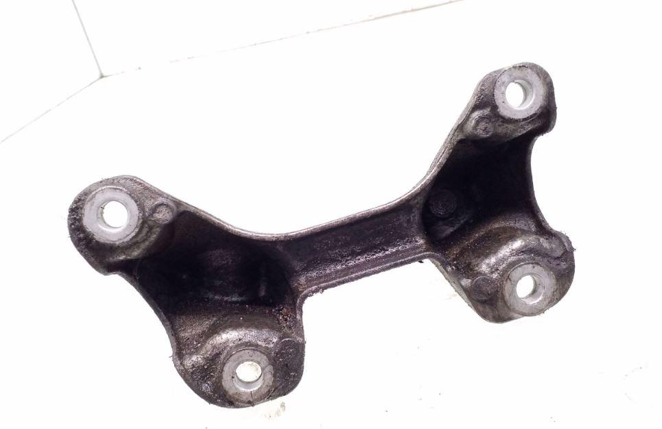 BMW 3 E90 2005-2013 sedan 2.0 diesel MT 120 kW 2006  Držiak prevodovky 6760303 22326760303