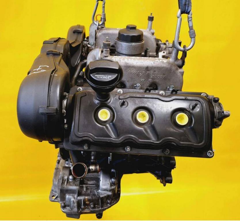 Audi A6 C5 1997-2004 sedan 2.5 TDI V6 diesel 110 kW 2000  Motor diesel AKN