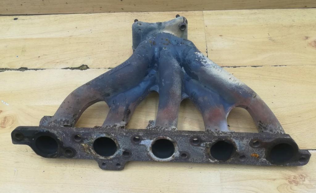 Volvo V70 I 1996-2000 combi 2.4 103kW 1999  Výfukové potrubie 9180998