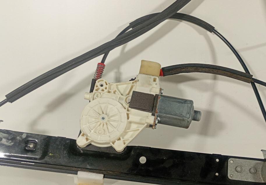 Ford Mondeo Mk4 2007-2014 hatchback 2.0 TDCI diesel AT 103 kW 2010  Mechanizmus sťahovania okna predný pravý 6M21-14553-B 6PIN