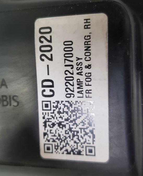 Kia Ceed III 2018- hatchback 1.6 CRDI diesel MT 85 kW 2018  Hmlové svetlo (hmlovka) predné pravé 92202J7000