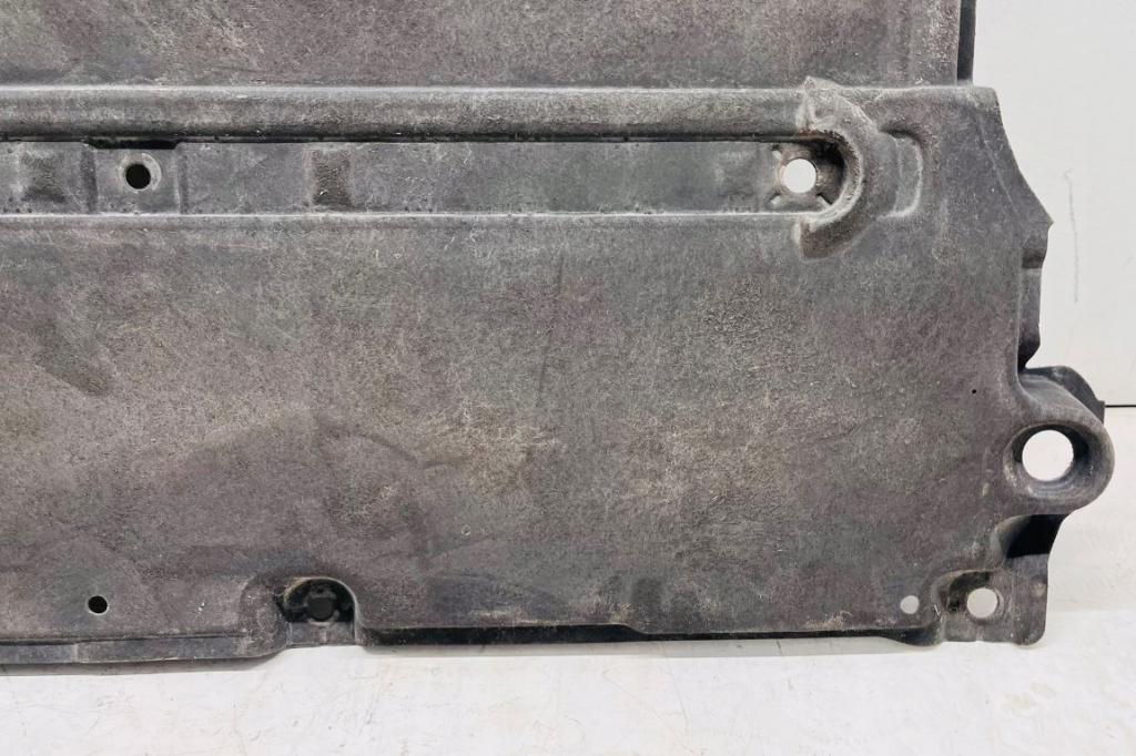 Toyota Corolla E21 2019- sedan 1.6 16v petrol MT 97 kW 2019  Kryt motora spodný 58165-02210 58165-02220