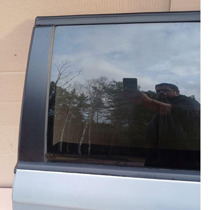 Volkswagen Passat B7 2010-2014 combi 2.0 TDI diesel MT 103 kW 2014  Dvere zadné ľavé LA7W