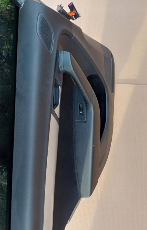 Volkswagen Passat B7 2010-2014 combi 2.0 TDI diesel MT 103 kW 2014  Dvere zadné ľavé LA7W