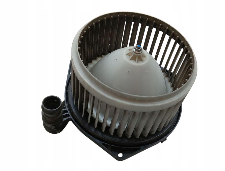 Renault Laguna III 2007-2015 combi 2.0 DCI diesel MT 110 kW 2009  Ventilátor kúrenia A10357A8400000