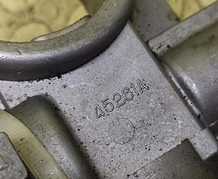 Kia Carens II 2002-2006 hatchback Spínacia skrinka 45261A