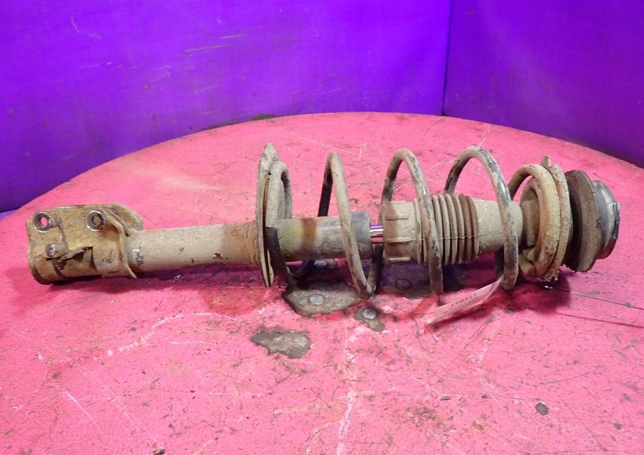 Fiat Punto II 1999-2010 hatchback 1.2 petrol MT 44 kW 2001  Tlmič predný pravý