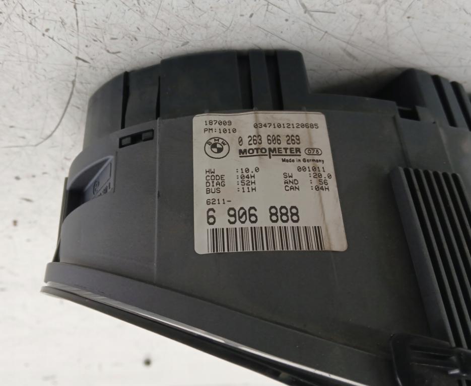 BMW 3 E46 1998-2007 sedan 1.9 petrol MT 77 kW Prístrojová doska 6906888 0263606269