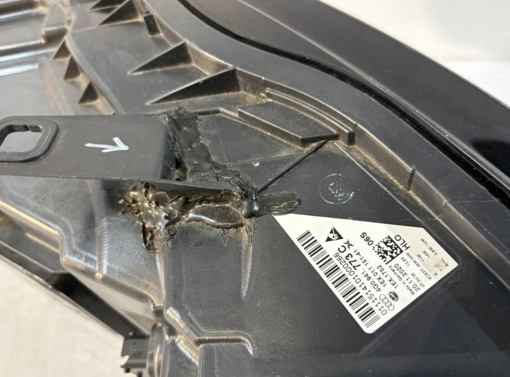 Audi A6 C7 2011-2018 Svetlo predné ľavé 4G0941773C