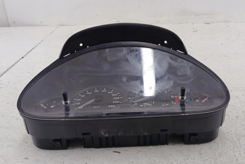 BMW 3 E46 1998-2007 sedan 1.9 petrol MT 77 kW Prístrojová doska 6906888 0263606269