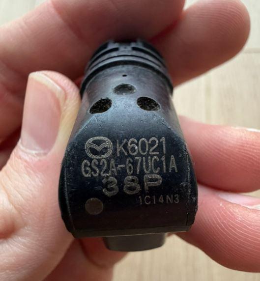 Mazda 5 2005-2010 hatchback 2.0 CITD diesel MT 105 kW 2005  Parkovací senzor (PDC)  2 kusy GS2A67UC1A