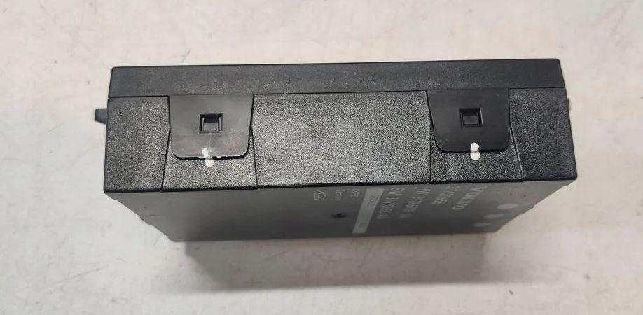 Volvo XC60 I 2008-2017 suv 2.4 diesel 151 kW 2010  Riadiaca jednotka dverí 31420655