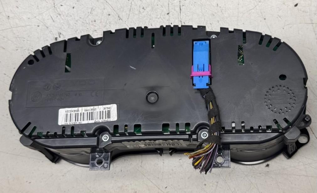 Volkswagen Jetta VI 2010-2018 sedan Prístrojová doska 5C6920861