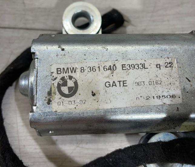 BMW 5 E39 1996-2003 sedan 3.0 D diesel 142 kW 2002  Motorček stieračov zadný 8361640