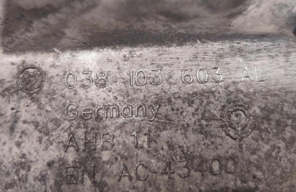 Mitsubishi Lancer VIII 2007-2016 sedan 2.0 DID diesel MT 103 kW 2011 Olejová vaňa 038103603AL