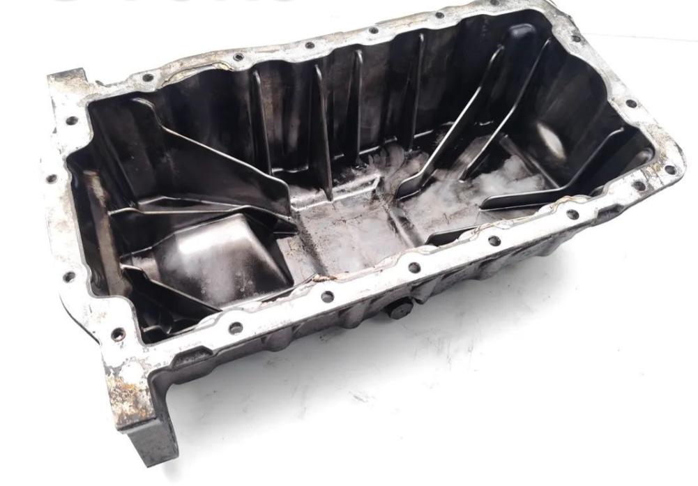 Mitsubishi Lancer VIII 2007-2016 sedan 2.0 DID diesel MT 103 kW 2011 Olejová vaňa 038103603AL