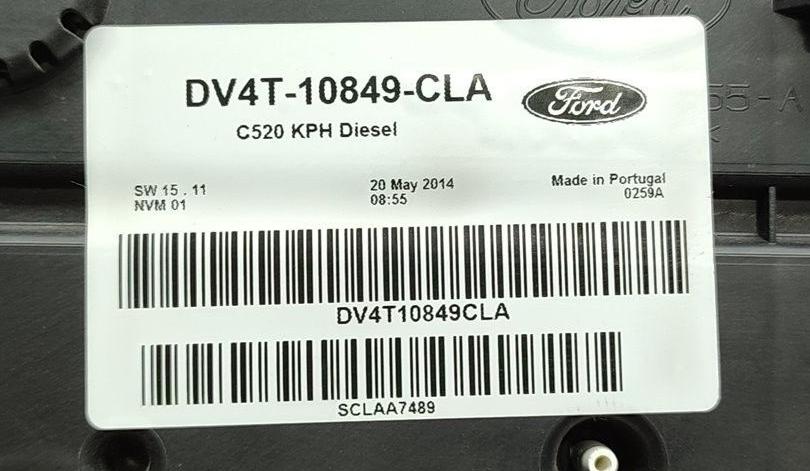 Ford Kuga Mk2 2013-2019 hatchback 2.0 TDCI diesel MT 110 kW 2016  Prístrojová doska DV4T10849CLA