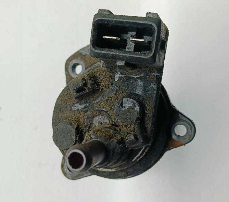 Volkswagen Golf II 1983-1992 hatchback Palivové čerpadlo 0580453924 191906092F