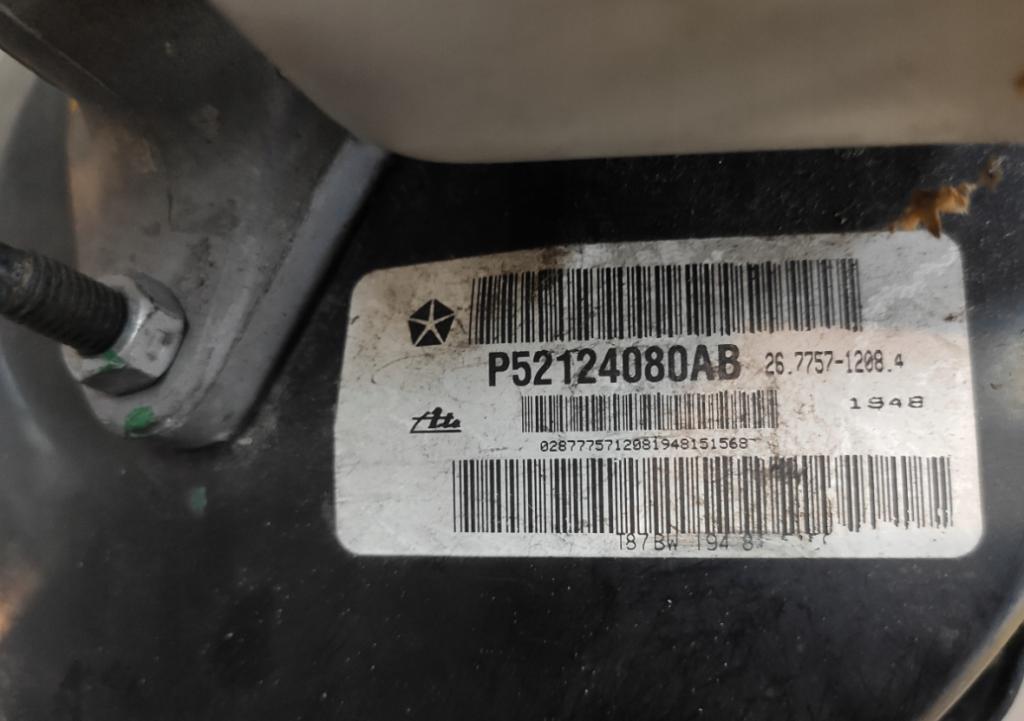 Jeep Grand cherokee WK 2004-2010 hatchback 3.0 CRD diesel AT 160 kW 2006 Posilňovač bŕzd P52124080AB