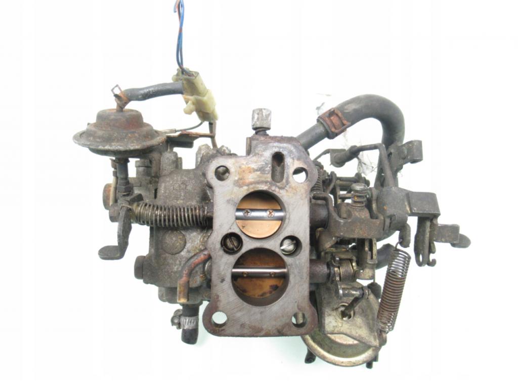 Daihatsu Applause  1,6 16v petrol MT  /90HP 66 kW  Karburátor