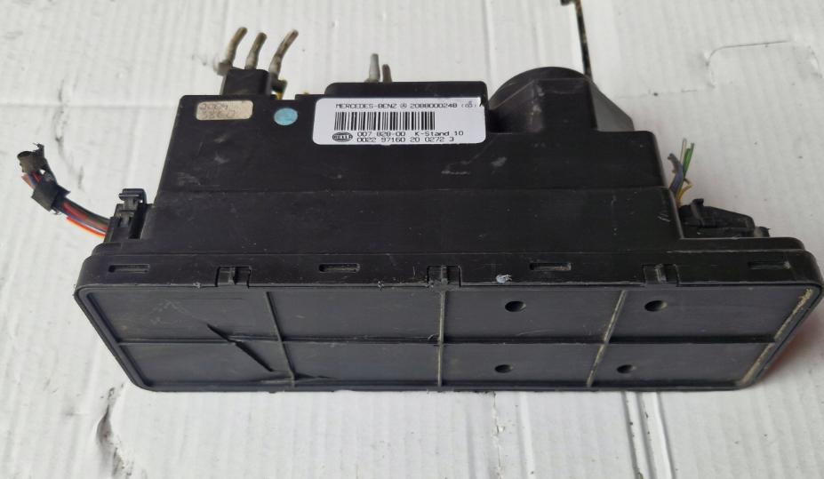 Mercedes W210 E290  Pumpa centrálneho zámku 2088000248