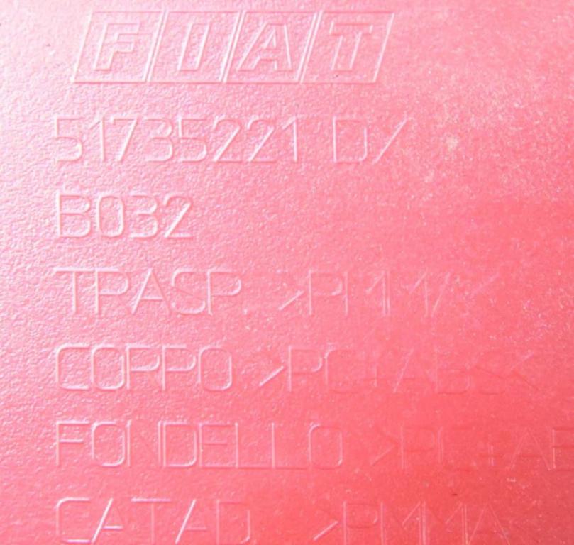 Fiat Stilo hatchback 1.4 16v petrol MT 66 kW 2004  Svetlo zadné pravé 51735221