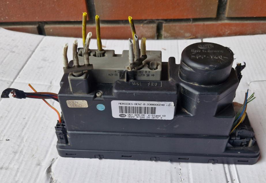 Mercedes W210 E290  Pumpa centrálneho zámku 2088000248