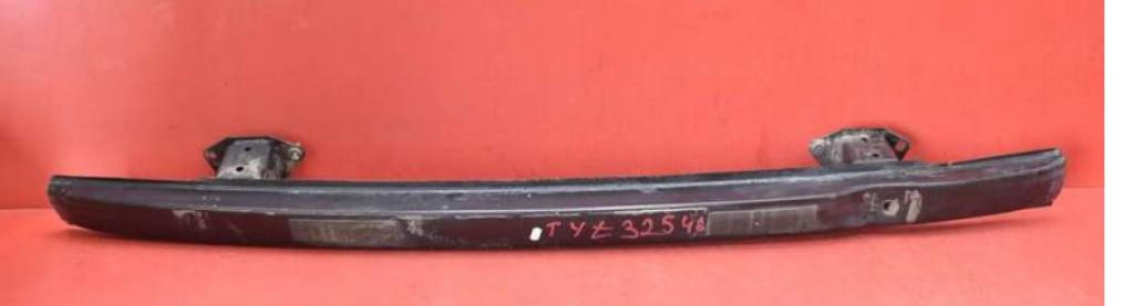 Mercedes B W245 2005-2011 hatchback 2.0 CDI diesel MT 80 kW 2006  Výstuha zadná