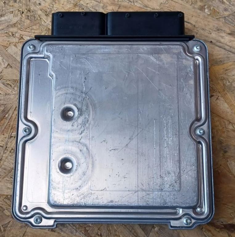 Volkswagen Transporter T5 2003-2015 hatchback 1.9 TDI diesel MT 62 kW 2008 Riadiaca jednotka motora 070906016BA