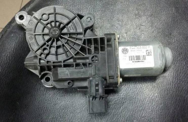 Skoda Fabia II 2007-2014 hatchback 1.2 12v petrol MT 51 kW 2008  Motorček okien predný ľavý 6Q2959802H