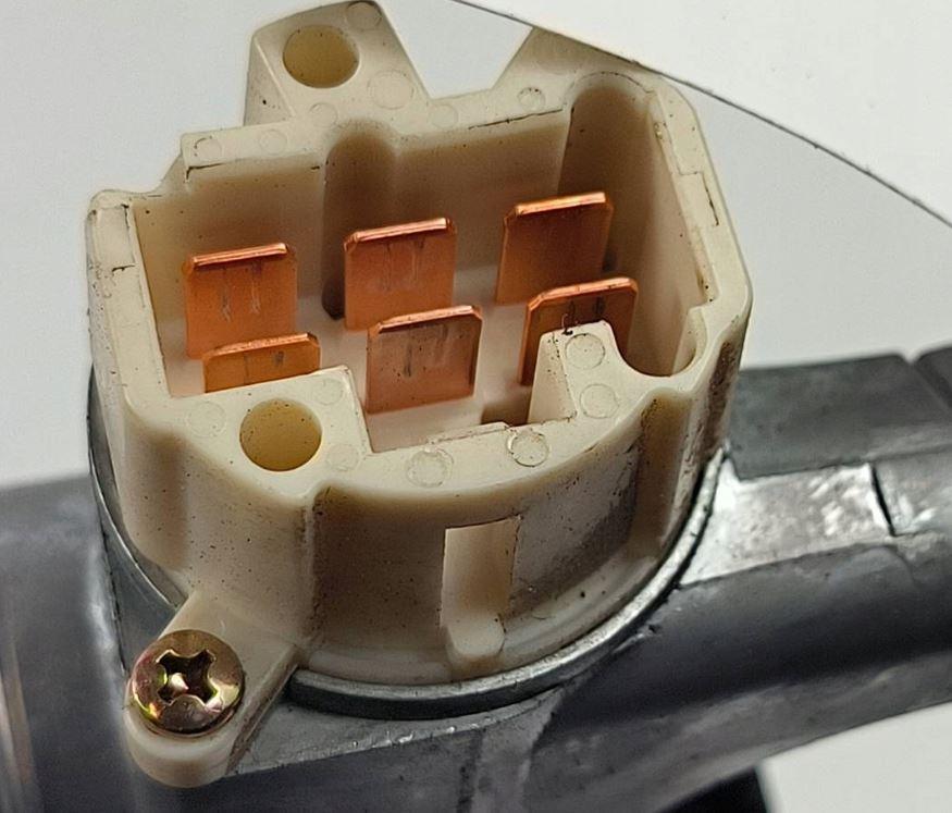 Nissan X-trail I T30 2001-2007 hatchback 2.0 16v petrol MT 103 kW 2004 Spínacia skrinka 28590-C9902